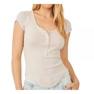Free People One Of The Girls Baby Tee in a waffle-knit fabrication. Size L